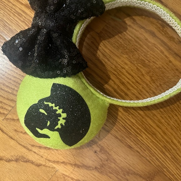 Oogie boogie bash mickey ears - Picture 3 of 3